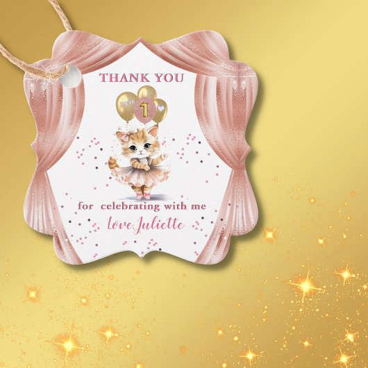 Charmant Dancing Kitten Foto Eerste Verjaardag Mei Bedankjes Labels