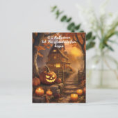 Charmant Spooky Halloween Cottage met pompoenen Briefkaart (Staand voorkant)