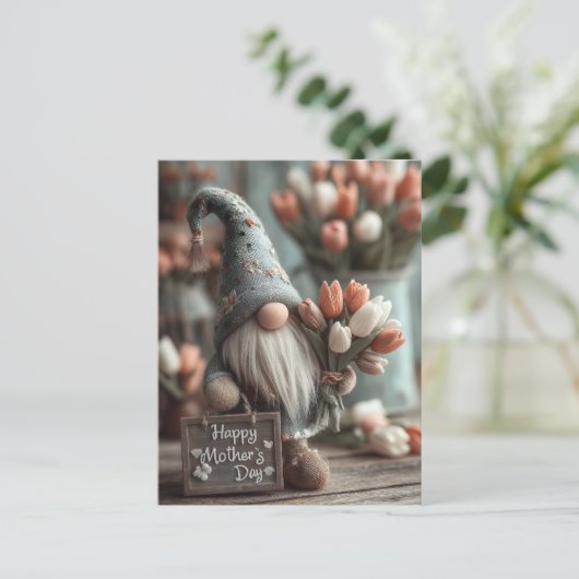 Charmante Gnome met een "Happy Moederdag"-teken Briefkaart (Staand voorkant)