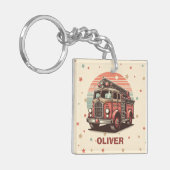 Charmante Retro Brandweerwagen bij zonsondergang Sleutelhanger (Voorkant Links)