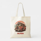 Charmante Retro Brandweerwagen bij zonsondergang Tote Bag (Achterkant)