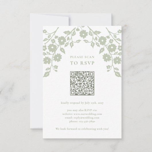 Charmante Sage Groene Folk Bloemen QR Code RSVP Kaartje (Voorkant)