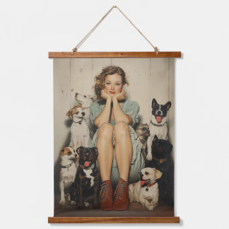 charme = een jonge vrouw omringd door honden hangend wandkleed