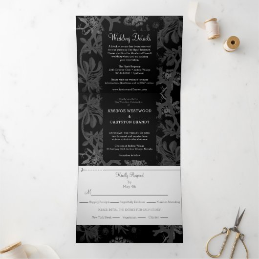 Charming Botanical Wedding Drieluik Uitnodiging (Binnen)