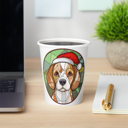 Charming Canine Cheer: Beagle thema Kerstmis Papieren Bekers (Insitu)