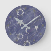 Charming Mystique | Silver Moon Stars Sun Amulet Ronde Klok (Voorkant)