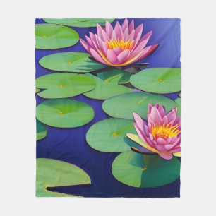 Charming Pink Water Lilies Fleece Deken