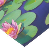 Charming Pink Water Lilies Korte Tafelloper (Hoek)