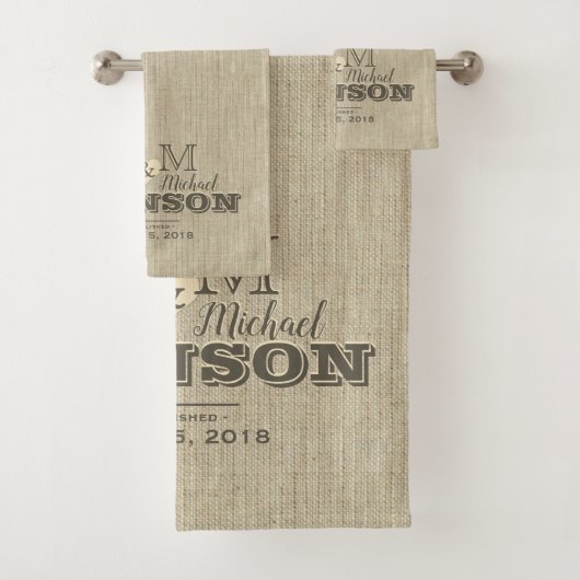 Charming Rustic Linen look Monogram Bad Handdoek (Insitu)
