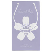 Charming Sakura in Lavender Gift Bag Klein Cadeauzakje (Achterkant)