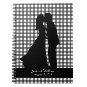 Charming Silhouette Kissing Couple Wedding Notitieboek