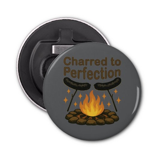 Charred to Perfection Grappige kampvuur hotdog Button Flesopener (Voorkant)