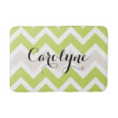Chartreuse Chevron Patroon Gepersonaliseerd Badmat (Voorkant)