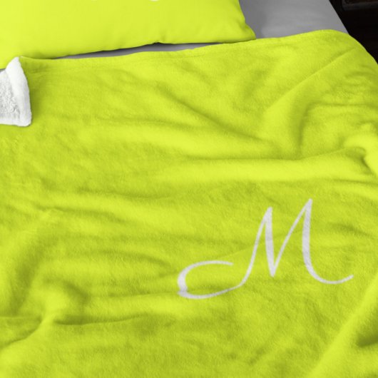 Chartreuse geel - monogrammen fleece deken