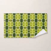 Chartreuse Green Abstract Hydrangea Blooms Patroon Bad Handdoek (Handdoek)