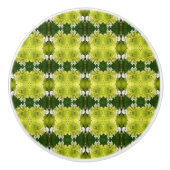 Chartreuse Green Abstract Hydrangea Blooms Patroon Keramische Knop (Voorkant)