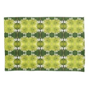 Chartreuse Green Abstract Hydrangea Blooms Patroon Kussensloop