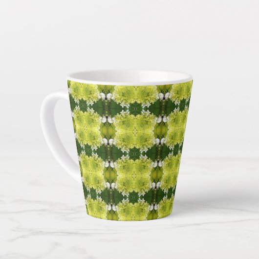 Chartreuse Green Abstract Hydrangea Blooms Patroon Latte Mok (Linkerhoek)
