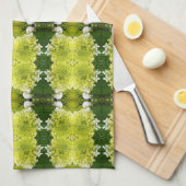 Chartreuse Green Abstract Hydrangea Blooms Patroon Theedoek (Quarter Fold)