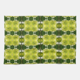 Chartreuse Green Abstract Hydrangea Blooms Patroon Theedoek