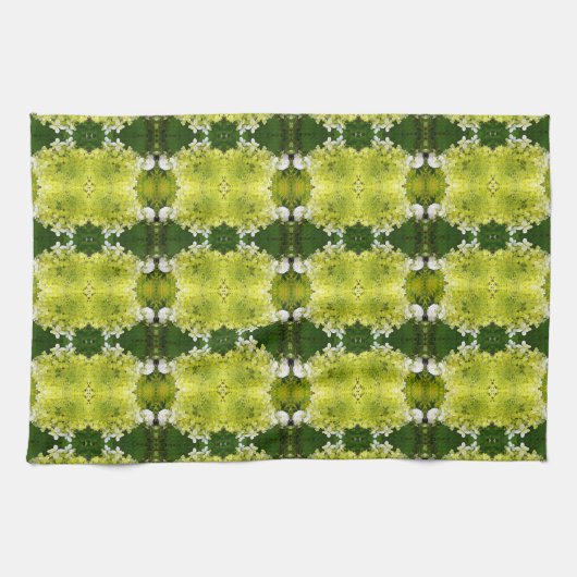 Chartreuse Green Abstract Hydrangea Blooms Patroon Theedoek (Horizontaal)