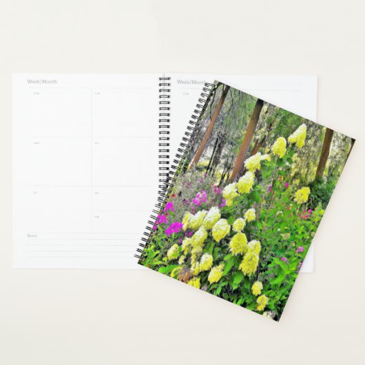 Chartreuse Green Limelight Hydrangea Garden Planner (Display)