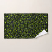 Chartreuse Groene Mandala met gedurfde symmetrie Bad Handdoek (Handdoek)