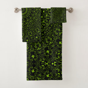 Chartreuse Groene Mandala met Krachtige Symmetrie Bad Handdoek