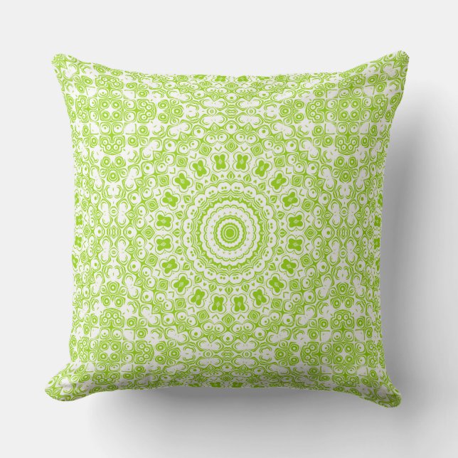 Chartreuse Groene Mandala Patroon Kussen (Voorkant)