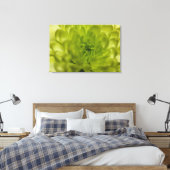 Chartreuse Groene Moeder Omwikkelde Canvas Afdruk (Insitu (Slaapkamer))