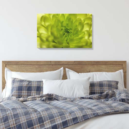 Chartreuse Groene Mum Verpakt Canvas (Insitu (Slaapkamer))