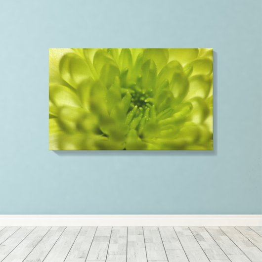 Chartreuse Groene Mum Verpakt Canvas (Insitu (Houten vloer))