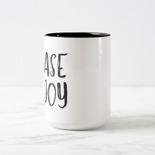 Chase Joy Mok (Center)