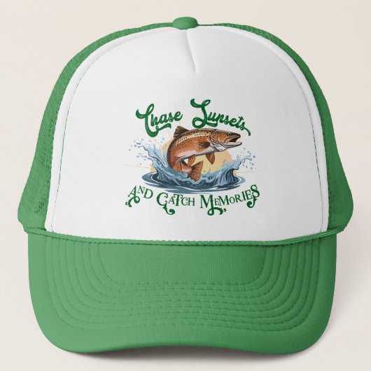 "Chase Sunsets and Catch Memories" Trout Fishing Trucker Pet (Voorkant)