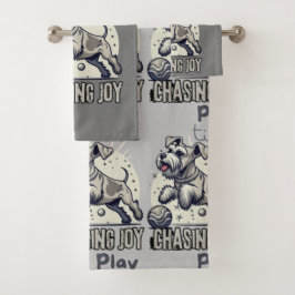 Chase the Fun: Happy Grey Dog in actie Bad Handdoek