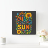 Chase the sun Wall Clock Vierkante Klok (Huis)