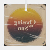 Chasing The Sun Glas Ornament (Achterkant)