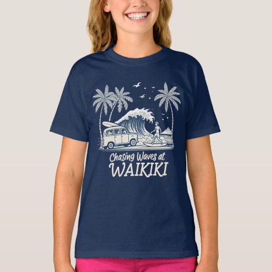 Chasing Waves at Waikiki T-shirt (Voorkant)