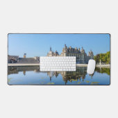 Chateau de Chantilly met reflectie in een vijver Bureaumat (Keyboard & Muis)