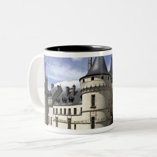 Chateau de Chaumont-Sur-Loire. Tweekleurige Koffiemok (Voorkant links)