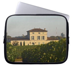 Chateau Lafleur Petrus en wijngaard, in Pomerol, Laptop Sleeve
