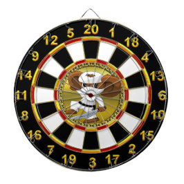 Cheburashka-beer met gouden en zwarte folie met zw dartbord