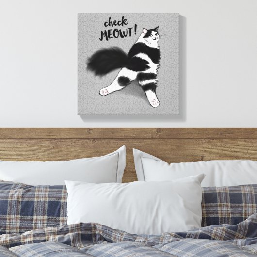 Check Meowt. Funny Black and White Cat Sploot Canvas Afdruk (Insitu (Slaapkamer))