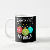 Check Out My Balls Dirty Christmas Joke Decoration Koffiemok (Links)