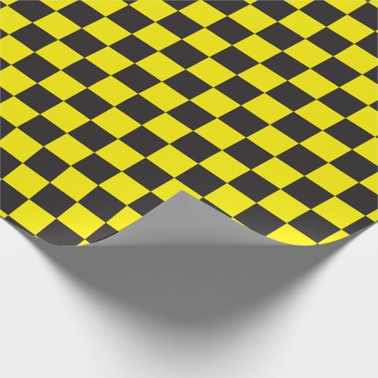 Checker Checkerboard met zwarte & [geel] Cadeaupapier (Hoek)