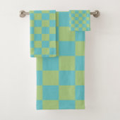 Checkerboard Checkered Pattern in Blue en Green Bad Handdoek (Insitu)