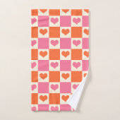 Checkerboard Hearts in roze, Sinaasappel en crème Bad Handdoek (Handdoek)