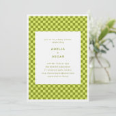 Checkerboard Lime Olive Retro Couples Baby Shower Kaart (Staand voorkant)