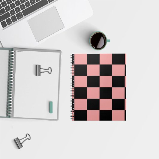 Checkerboard Patroon Squares Roze en Zwart Notitieboek