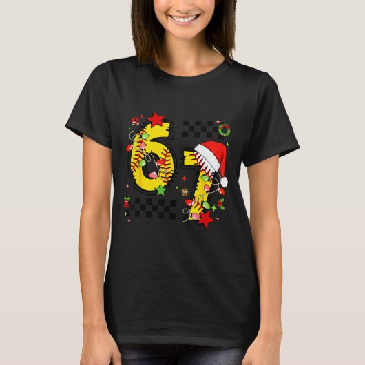 Checkered 67 Softball Santa Hat Christmas Six Seve T-shirt (Voorkant)